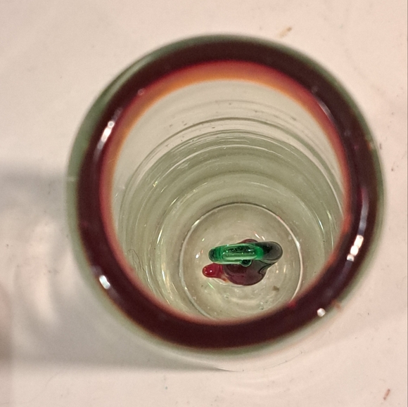 MEXICAN TEQUILA SHOT GLASSES HANDBLOWN WITH CHILI PEPPER. - Picture 6 of 7
